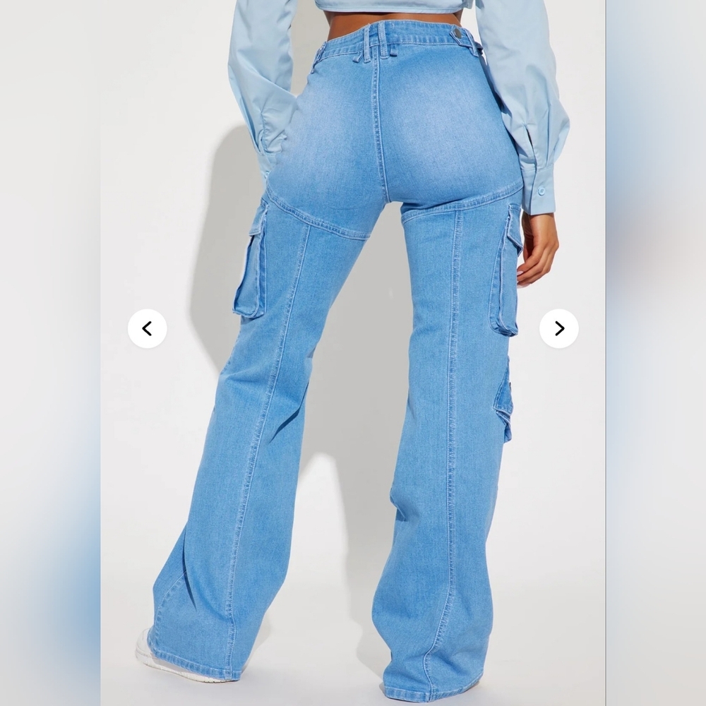 Fashion Nova In Step Flare Stretch Pocket Cargo Jeans - Picture 2 of 9